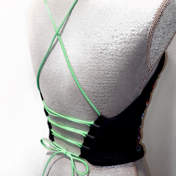 Marvel Halter top - Picture 3 of 8